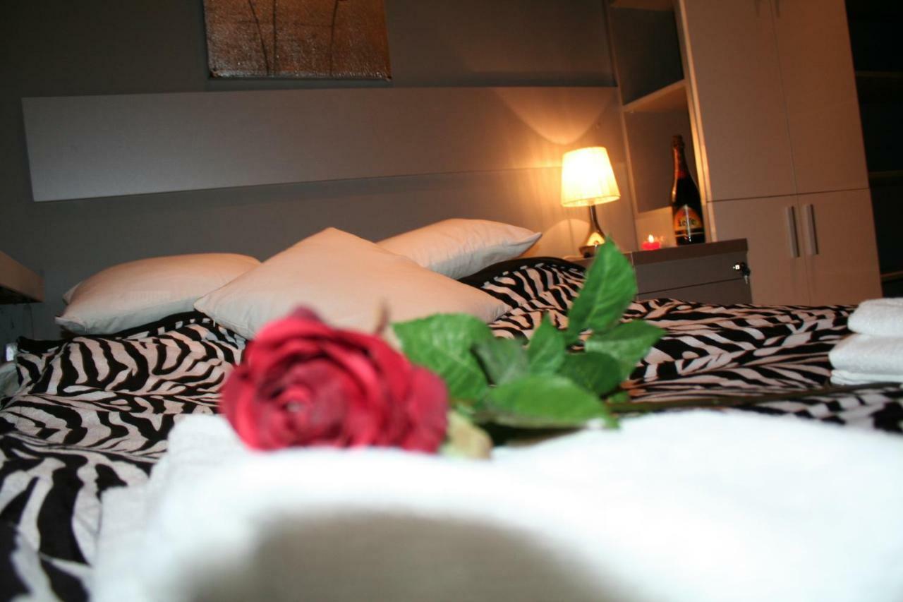 Apartament Diamentowy W Centrum オルシュティン エクステリア 写真